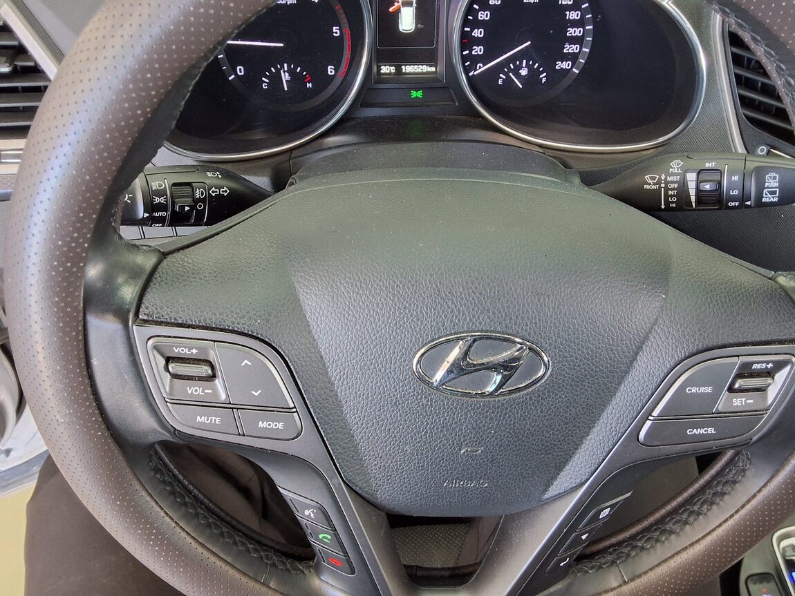 HYUNDAI SANTA FE THE PRIME DIESEL R2.0 2WD EXCLUSIVE 2016 - zdjęcie 16