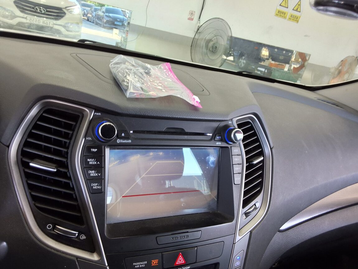 HYUNDAI SANTA FE THE PRIME DIESEL R2.0 2WD EXCLUSIVE 2016 - zdjęcie 18