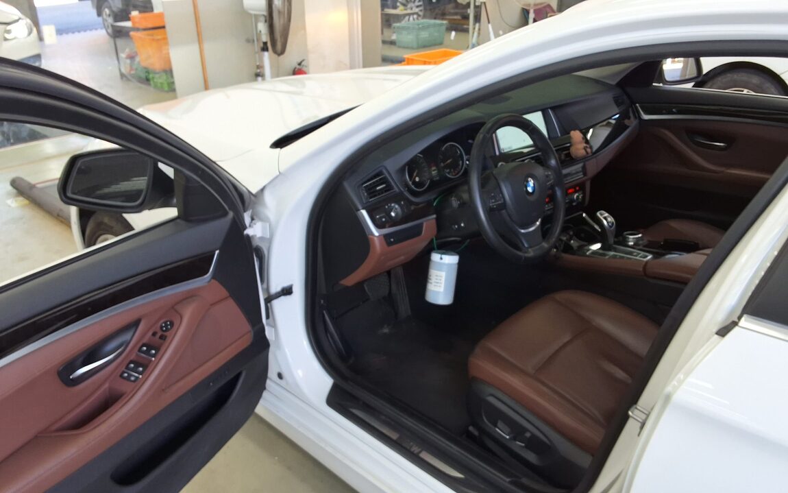 BMW 5 SERIES (6TH GEN) 528i xDRIVE 2014 - zdjęcie 10