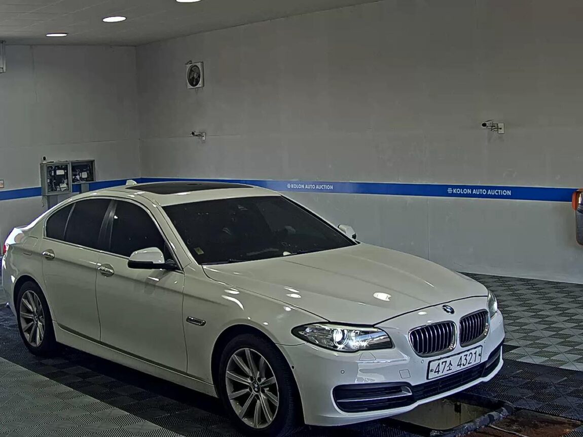 BMW 5 SERIES (6TH GEN) 528i xDRIVE 2014 - zdjęcie 3