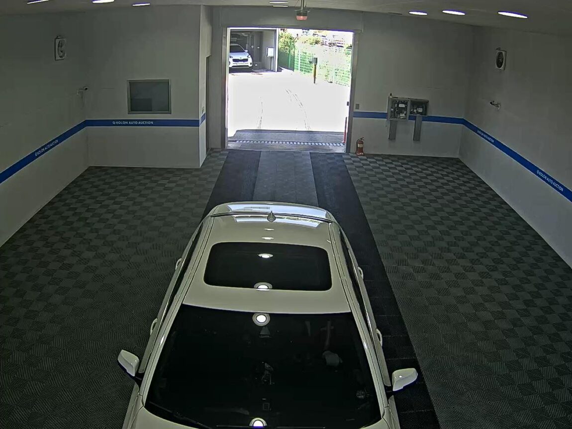 BMW 5 SERIES (6TH GEN) 528i xDRIVE 2014 - zdjęcie 7