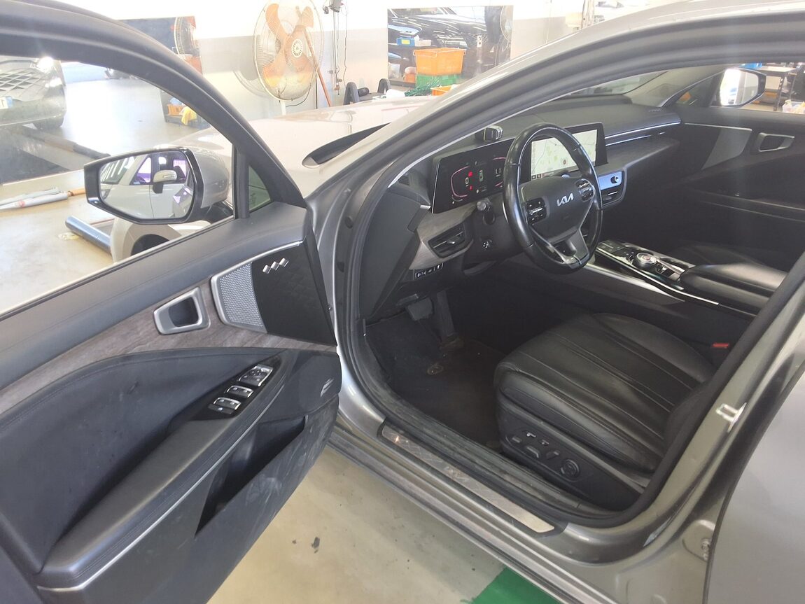 KIA K8 3.5 LPi GENERAL PRESTIGE 2022 - zdjęcie 11