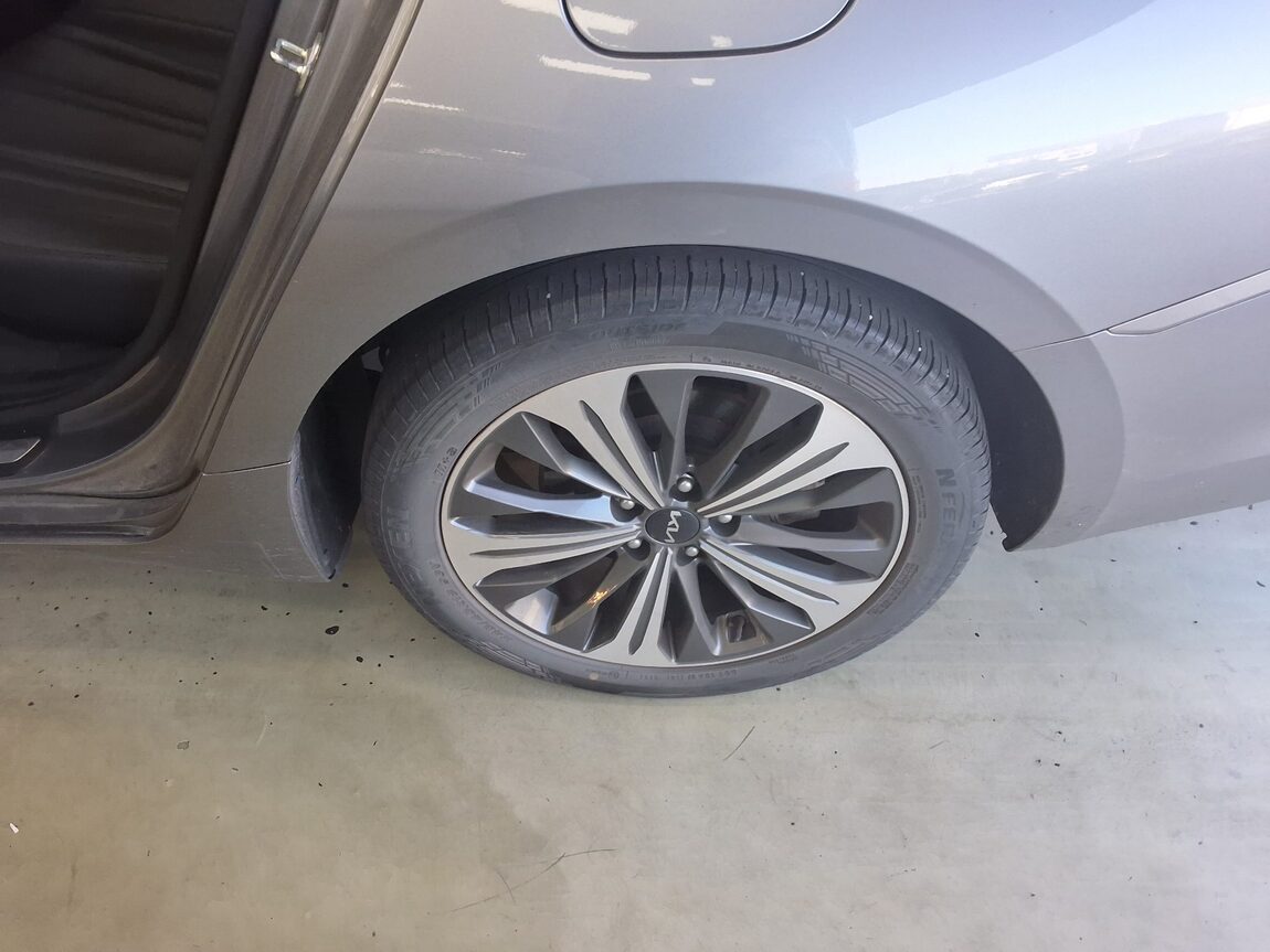 KIA K8 3.5 LPi GENERAL PRESTIGE 2022 - zdjęcie 23