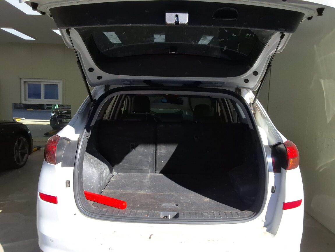 HYUNDAI NEW TUCSON 2.0 DIESEL 2WD SMART 2020 - zdjęcie 16