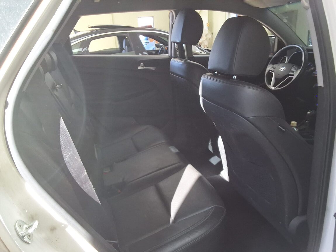HYUNDAI NEW TUCSON 2.0 DIESEL 2WD SMART 2020 - zdjęcie 14