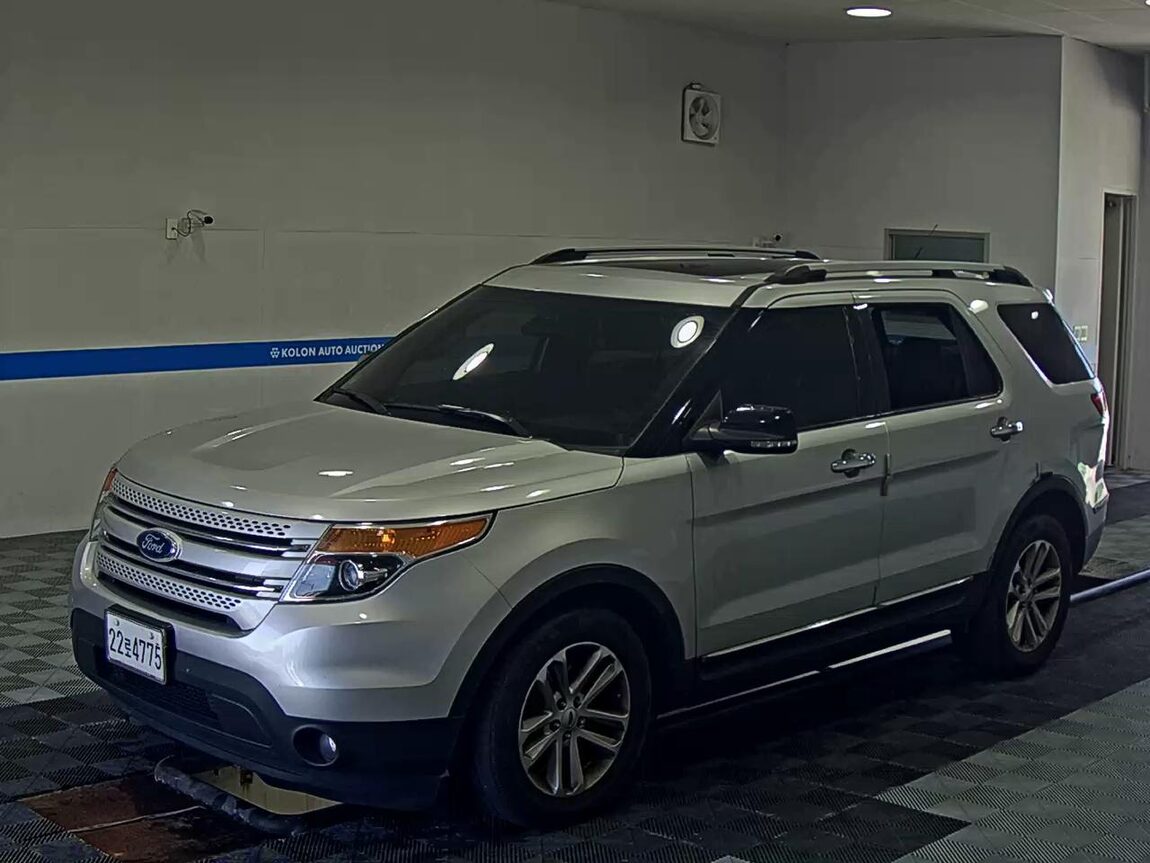 FORD EXPLORER (5TH GEN) 2 XLT 2012 - zdjęcie 2