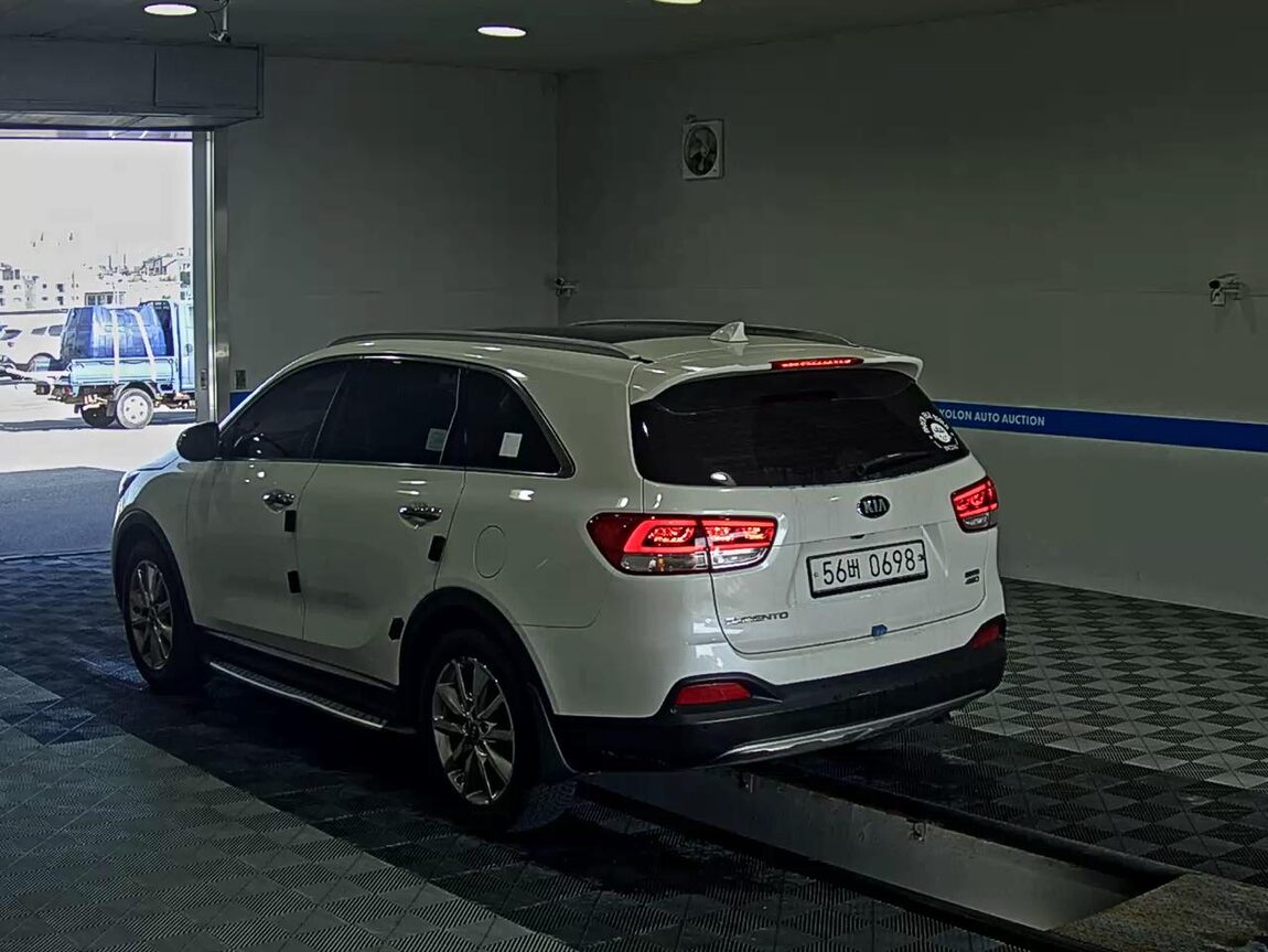 KIA ALL NEW SORENTO R2.2 4WD NOBLESSE SPECIAL 2016 - zdjęcie 6