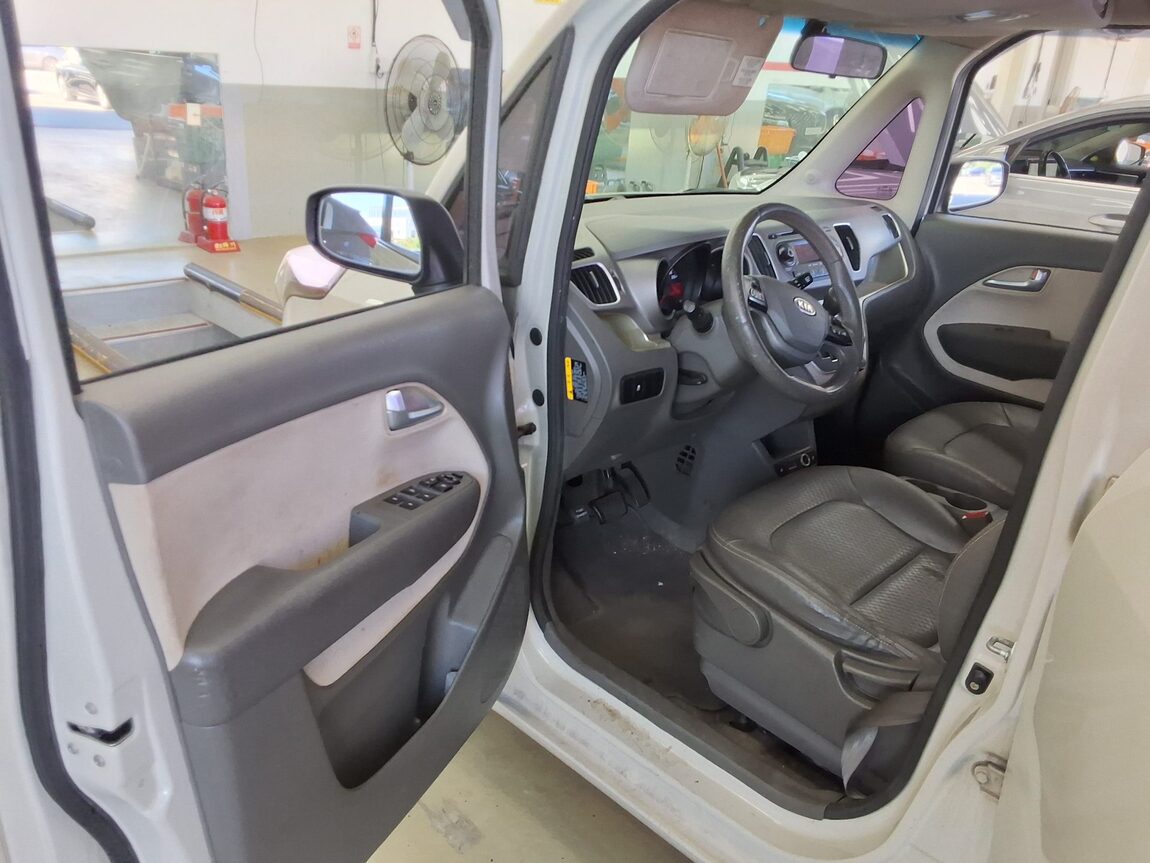 KIA RAY GASOLINE LUXURY 2013 - zdjęcie 10