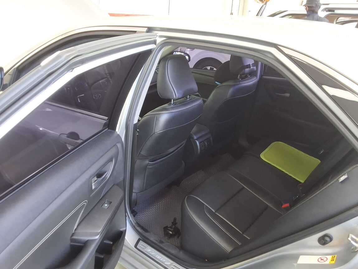 TOYOTA CAMRY (9TH GEN) 2.5 XLE 2015 - zdjęcie 12