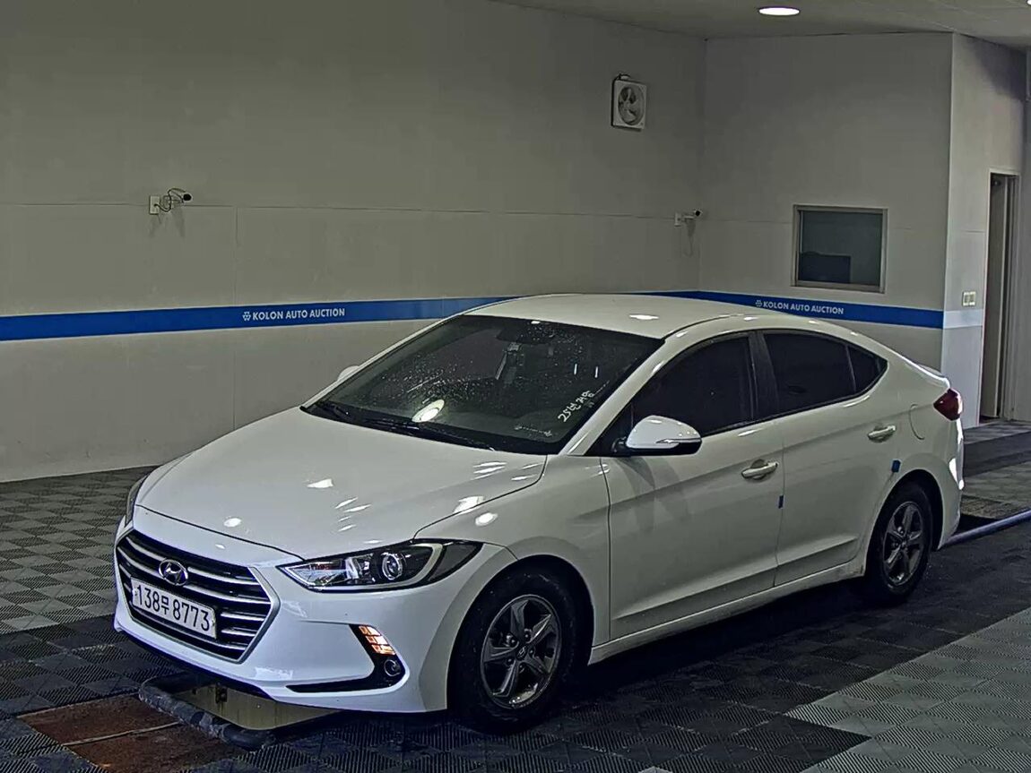 HYUNDAI AVANTE AD 1.6 GDi SMART 2016 - zdjęcie 2