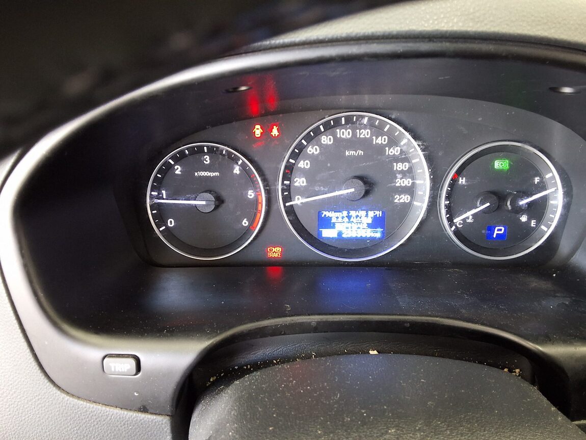 HYUNDAI THE NEW GRAND STAREX 5-SEATER DIESEL VAN SMART 2020 - zdjęcie 24