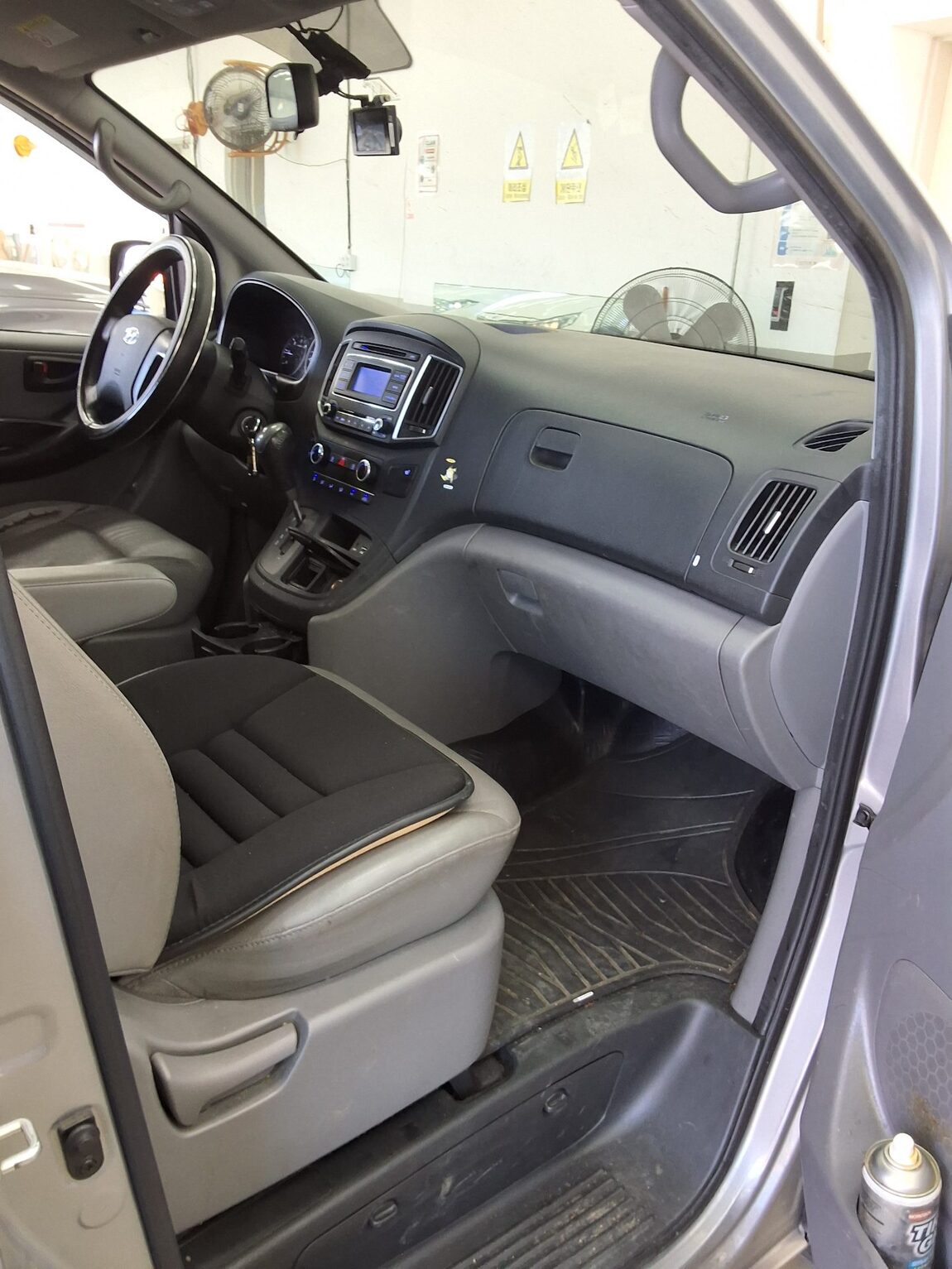 HYUNDAI THE NEW GRAND STAREX 5-SEATER DIESEL VAN SMART 2020 - zdjęcie 14