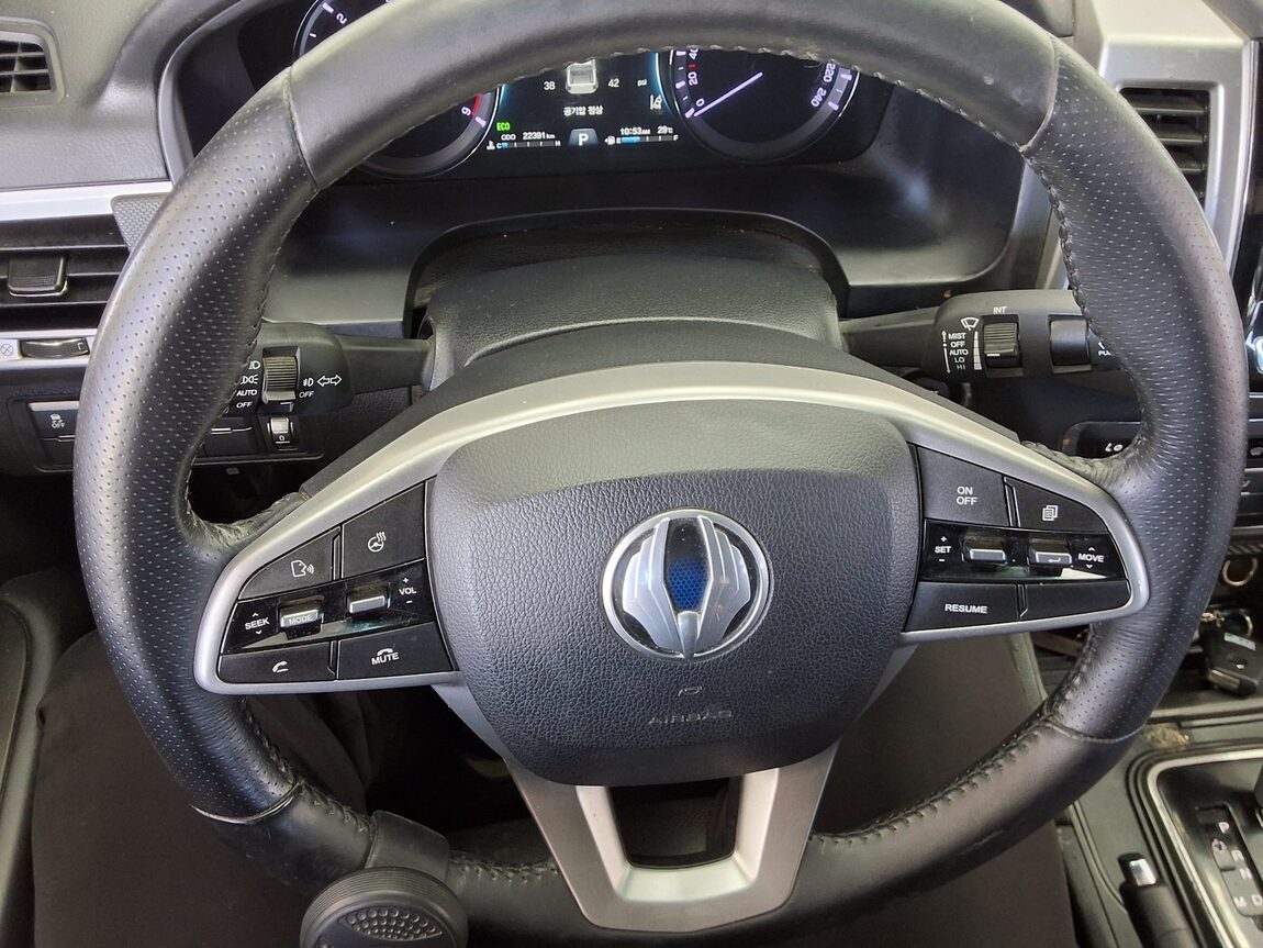 KG MOBILITY (SSANGYONG) REXTON SPORTS KHAN DIESEL 2.2 4WD PIONEER S 2019 - zdjęcie 17