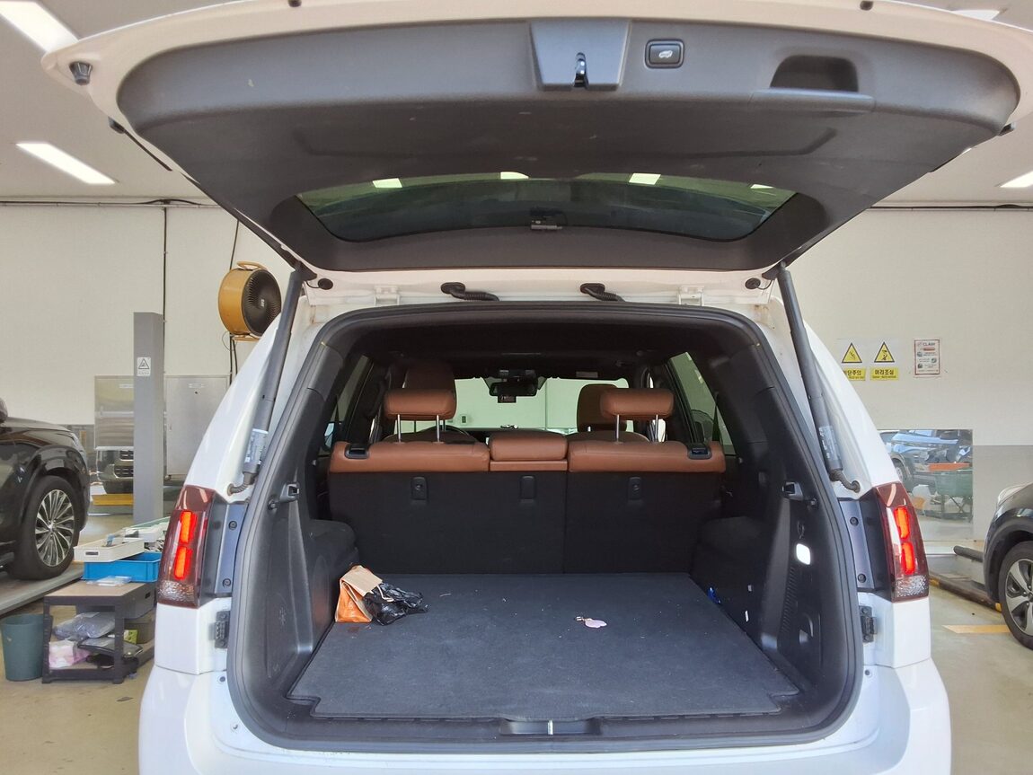 KIA MOHAVE THE MASTER 3.0 DIESEL 4WD PLATINUM 2022 - zdjęcie 21