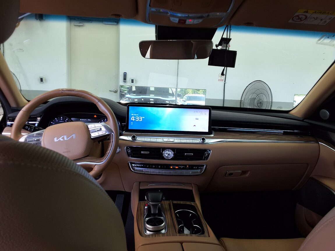 KIA THE NEW K9 (RJ) 3.8 GASOLINE PLATINUM 2022 - zdjęcie 13