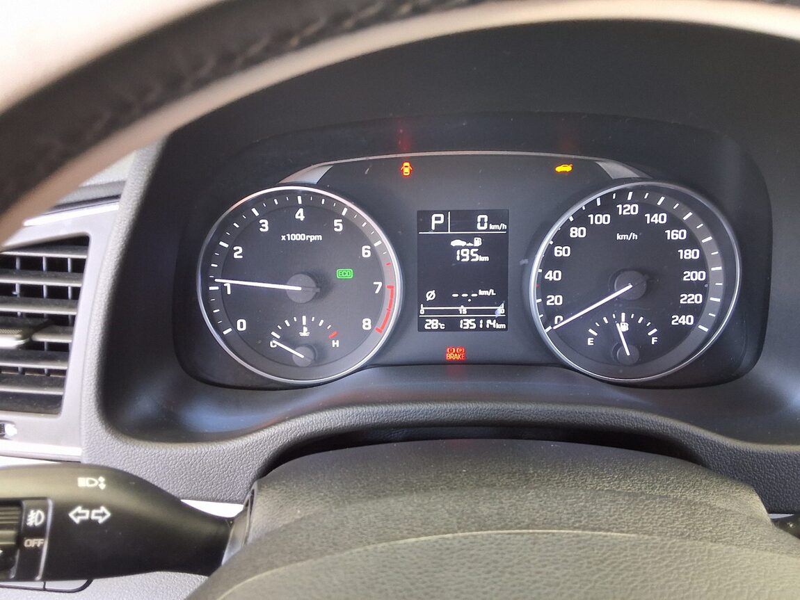 HYUNDAI AVANTE AD 1.6 GDi SMART 2016 - zdjęcie 9