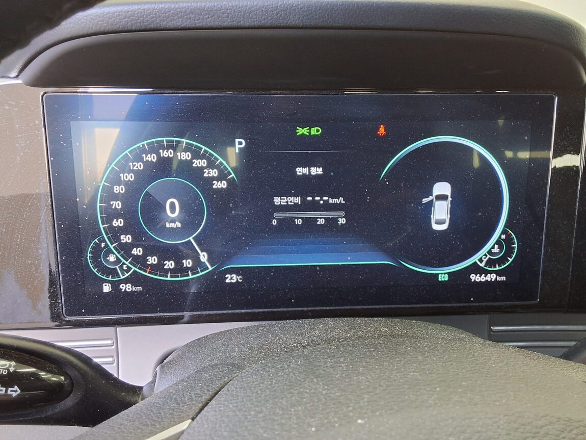 HYUNDAI THE NEW GRANDEUR IG GASOLINE 2.5 LE BLANC 2023 - zdjęcie 9