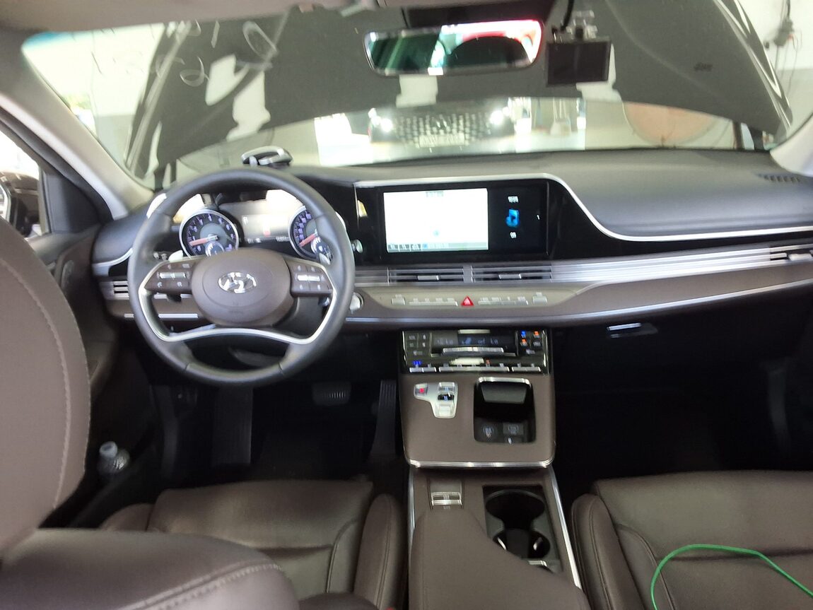 HYUNDAI THE NEW GRANDEUR IG GASOLINE 3.3 EXCLUSIVE 2022 - zdjęcie 11
