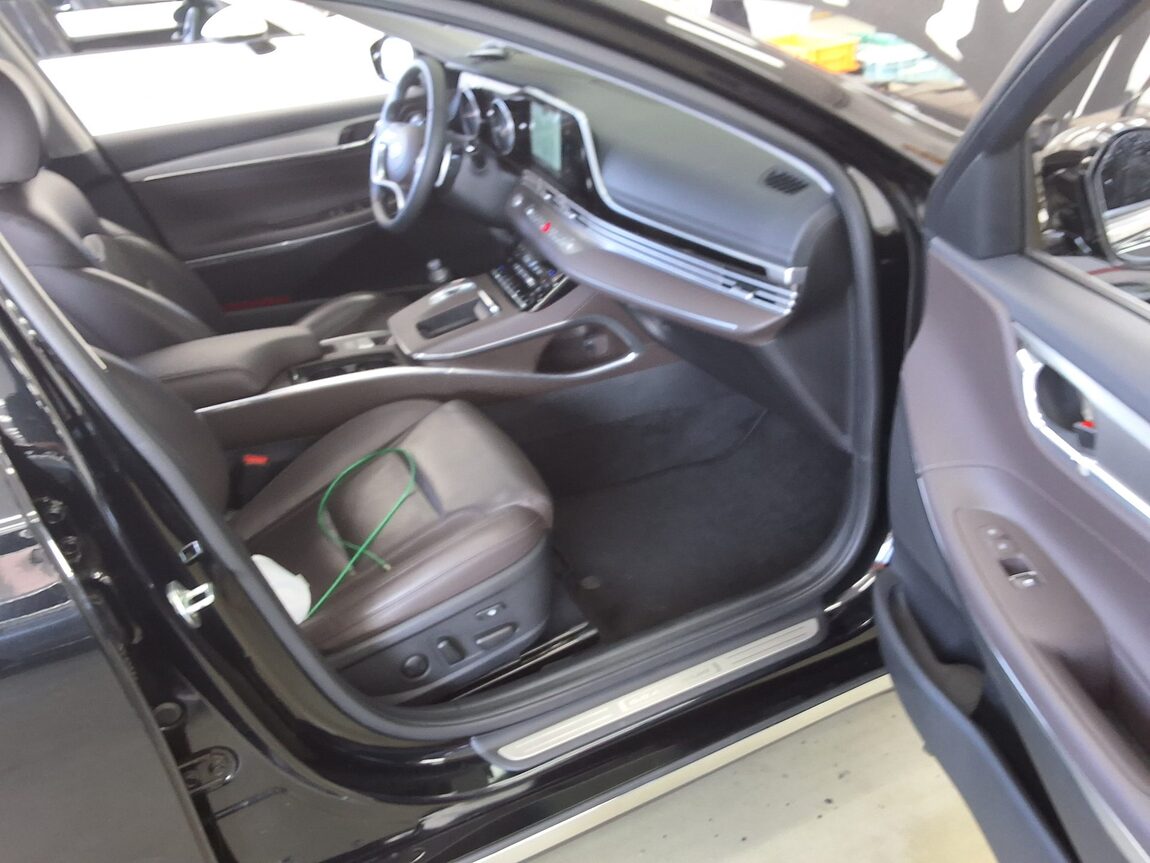HYUNDAI THE NEW GRANDEUR IG GASOLINE 3.3 EXCLUSIVE 2022 - zdjęcie 14
