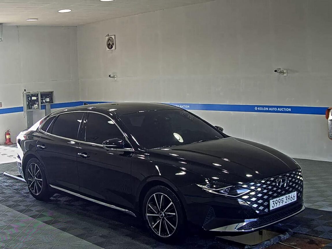 HYUNDAI THE NEW GRANDEUR IG GASOLINE 3.3 EXCLUSIVE 2022 - zdjęcie 3