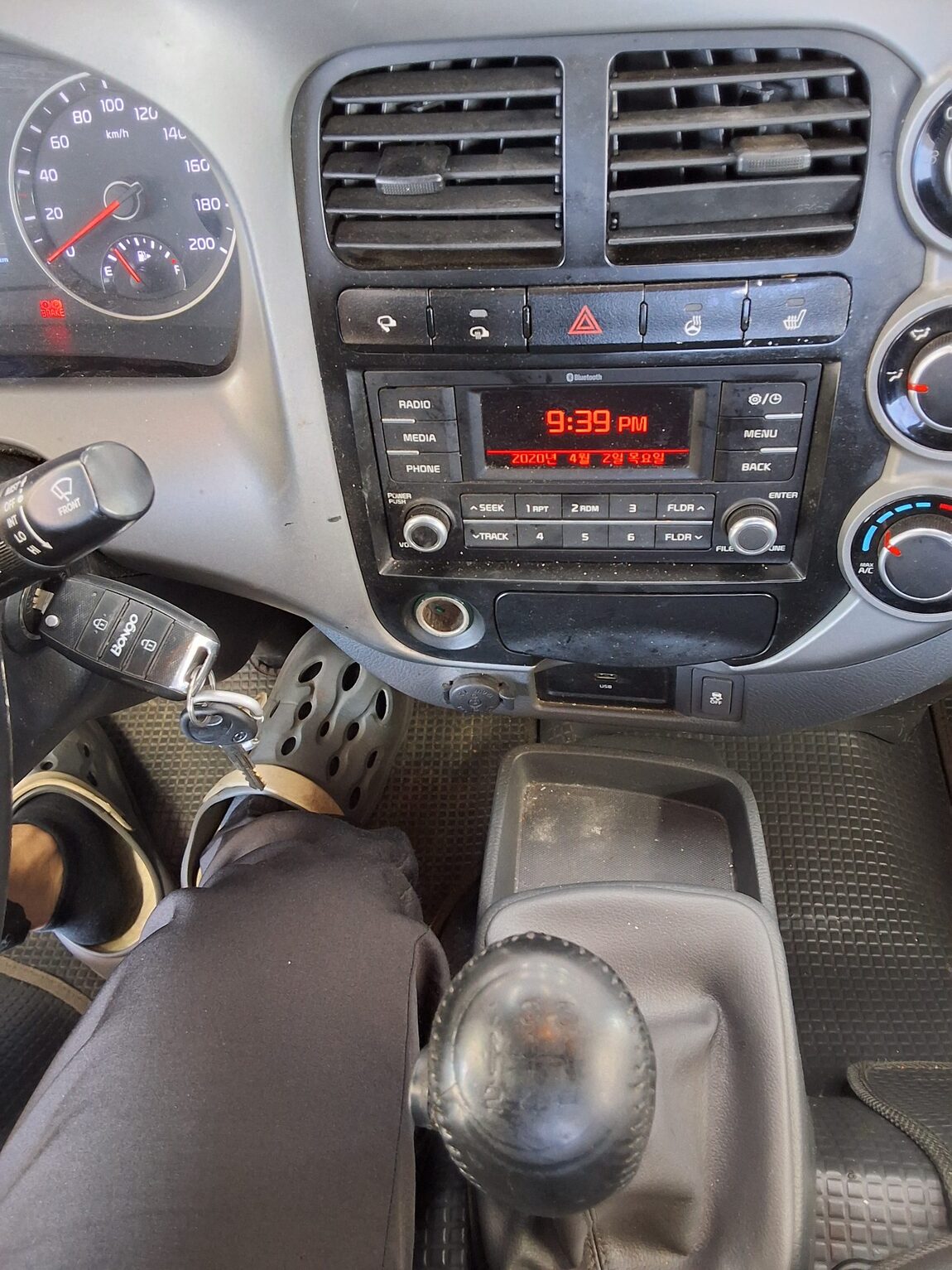 KIA THE NEW BONGO III CARGO 1 TON LPG KING CAB EXTRA LONG WHEELBASE L LITE 2020 - zdjęcie 14