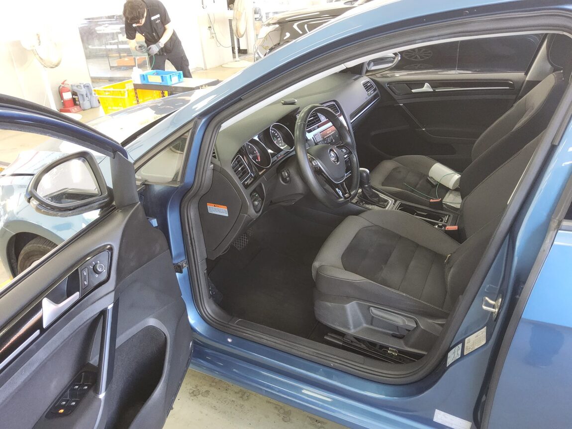 VOLKSWAGEN GOLF (7TH GEN) 2.0 TDI 2016 - zdjęcie 10