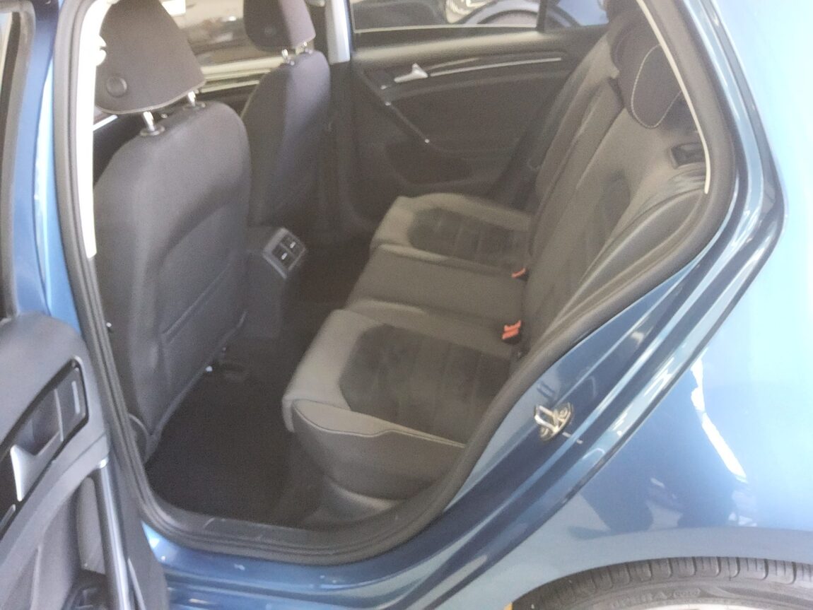 VOLKSWAGEN GOLF (7TH GEN) 2.0 TDI 2016 - zdjęcie 12