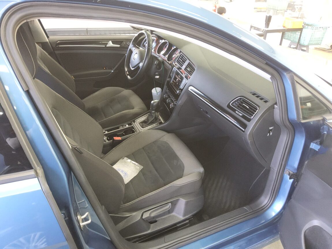 VOLKSWAGEN GOLF (7TH GEN) 2.0 TDI 2016 - zdjęcie 14