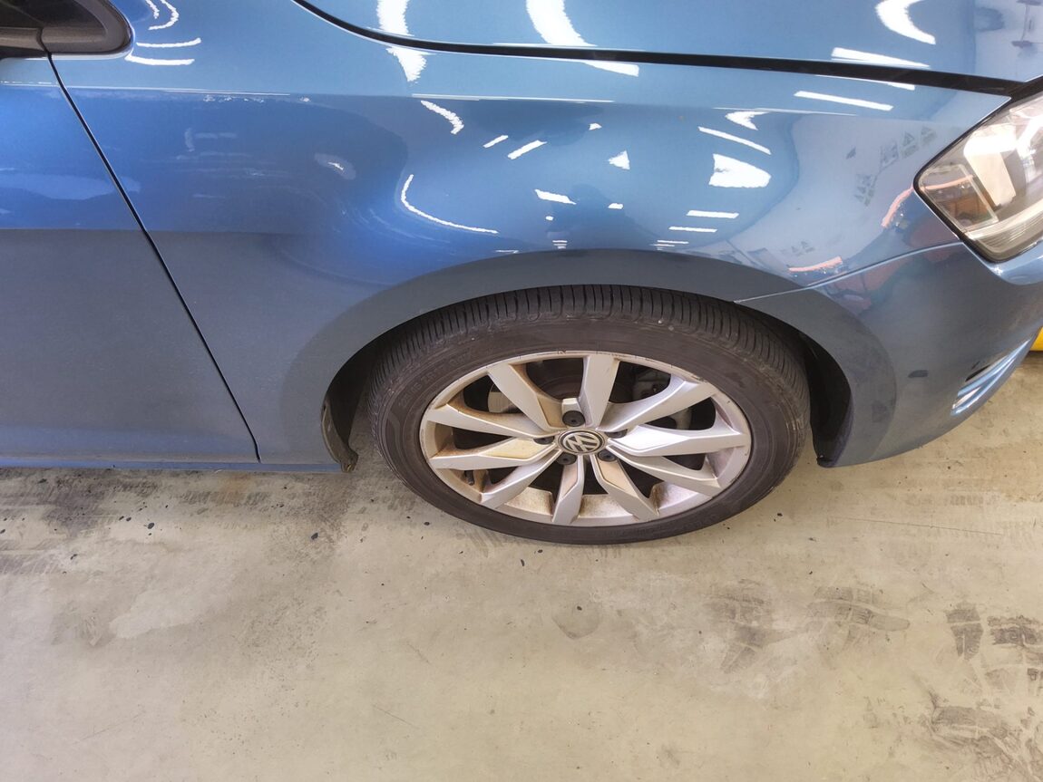 VOLKSWAGEN GOLF (7TH GEN) 2.0 TDI 2016 - zdjęcie 23