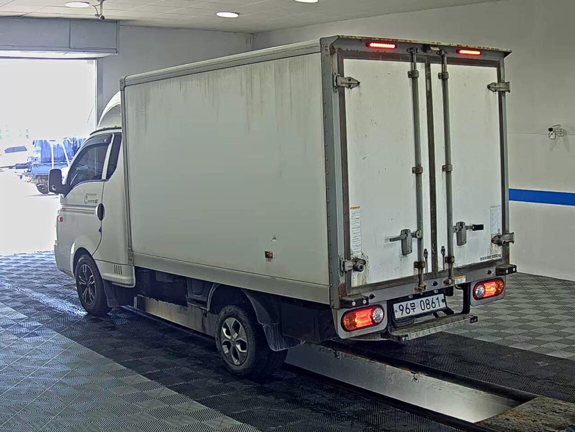 HYUNDAI PORTER II FREEZER BOX TRUCK SUPER CAB TWIN COMPRESSOR 2018 - zdjęcie 6