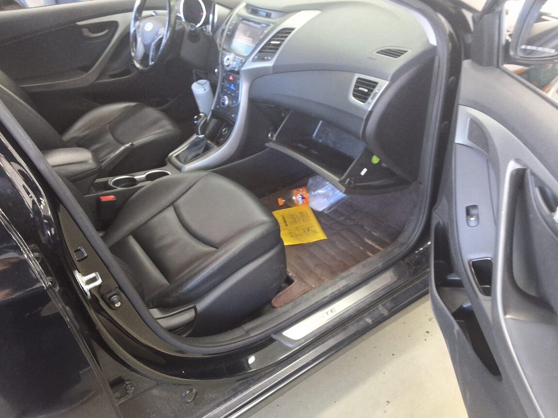 HYUNDAI THE NEW AVANTE MD 1.6 GDi MODERN 2014 - zdjęcie 15