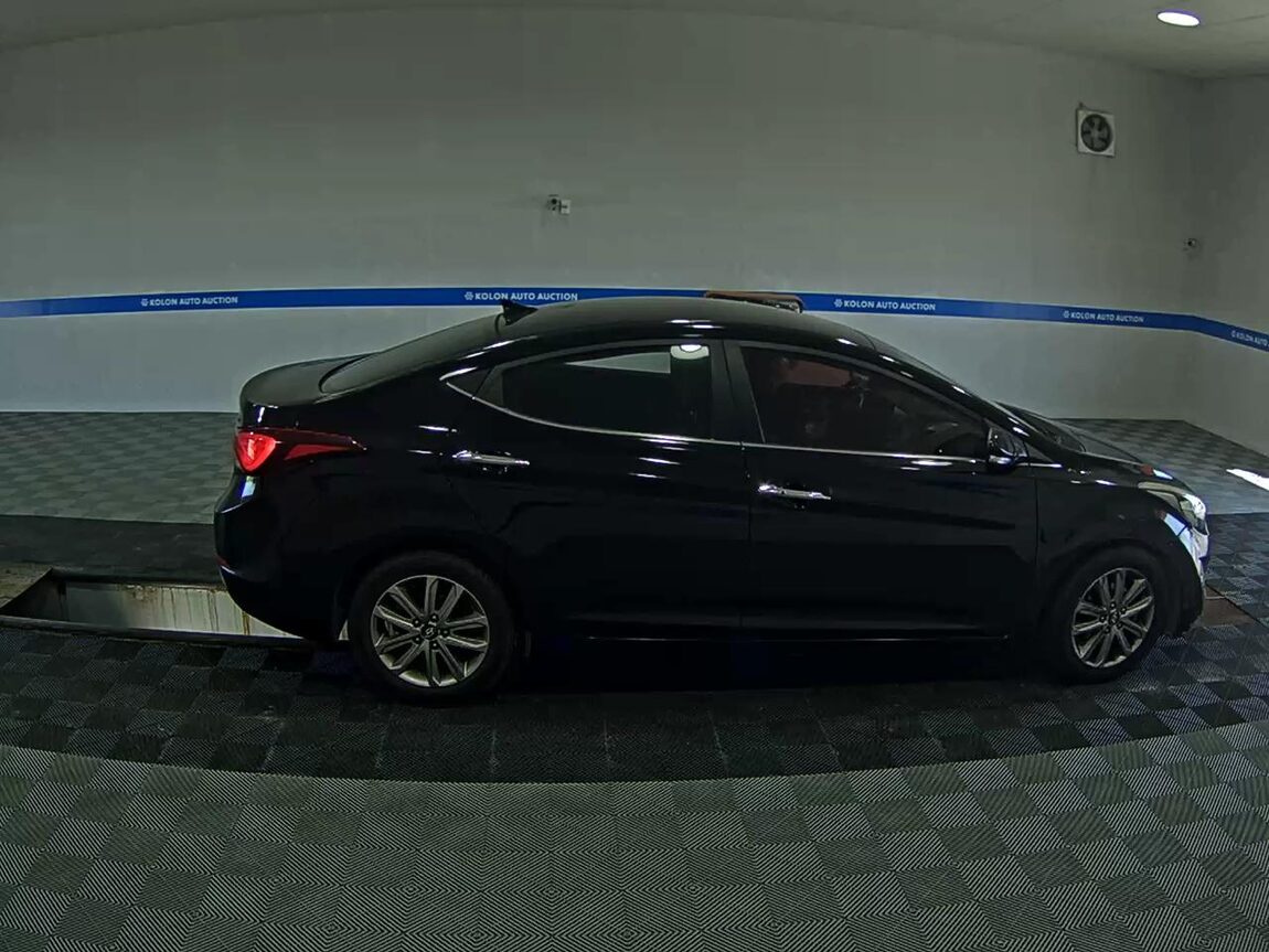 HYUNDAI THE NEW AVANTE MD 1.6 GDi MODERN 2014 - zdjęcie 4