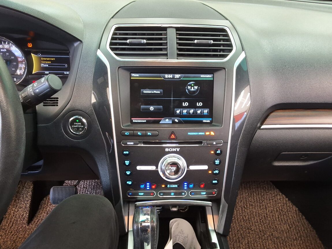 FORD EXPLORER (5TH GEN) 2.3 AWD LIMITED 2016 - zdjęcie 24