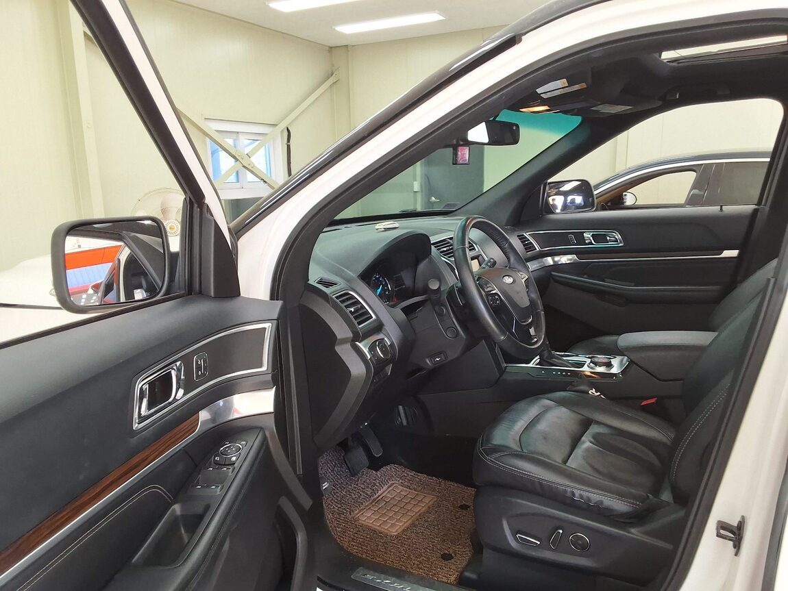 FORD EXPLORER (5TH GEN) 2.3 AWD LIMITED 2016 - zdjęcie 11