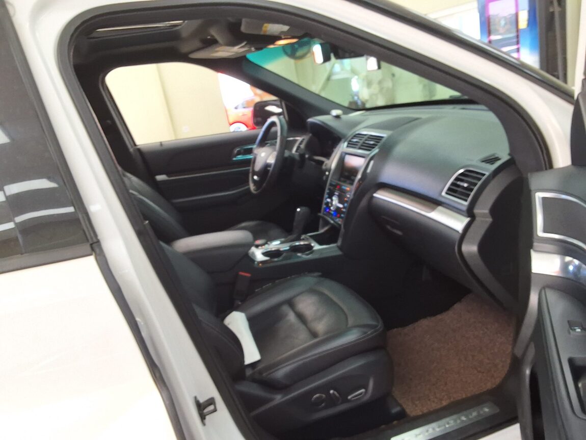 FORD EXPLORER (5TH GEN) 2.3 AWD LIMITED 2016 - zdjęcie 15