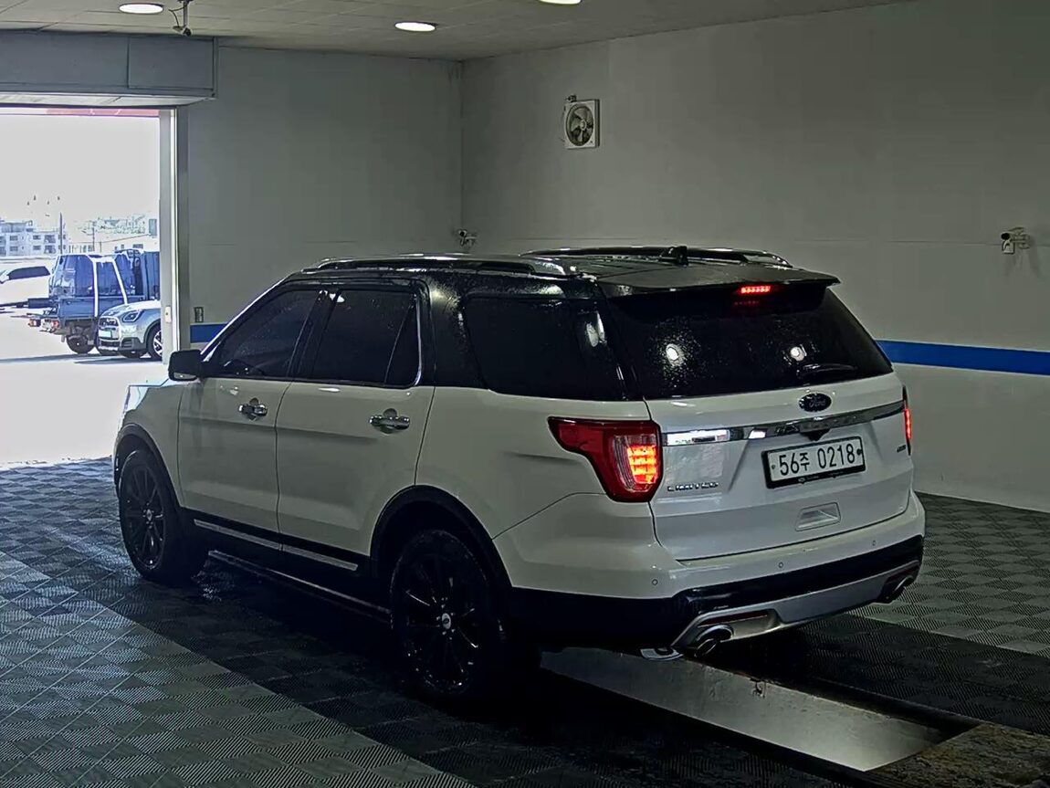 FORD EXPLORER (5TH GEN) 2.3 AWD LIMITED 2016 - zdjęcie 6