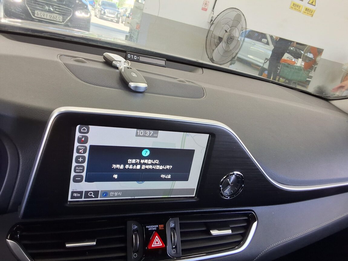 HYUNDAI GRANDEUR IG 3.0 GDi PREMIUM 2019 - zdjęcie 18