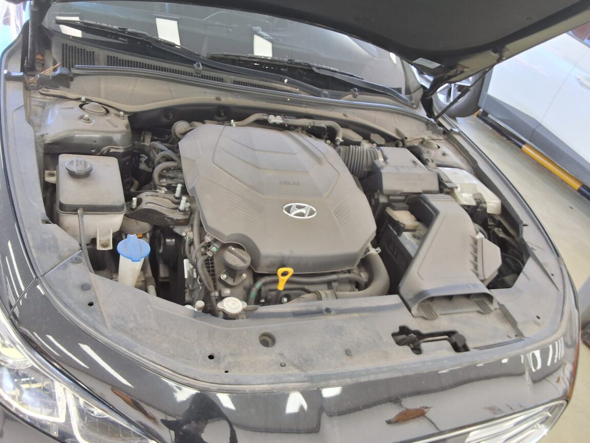 HYUNDAI GRANDEUR IG 3.0 GDi PREMIUM 2019 - zdjęcie 20