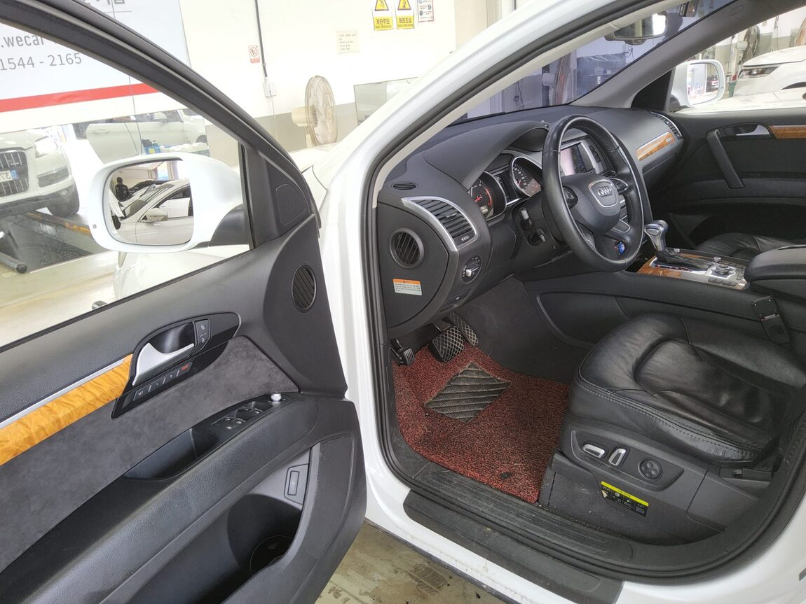 AUDI Q7 3.0 TDI QUATTRO 2014 - zdjęcie 9