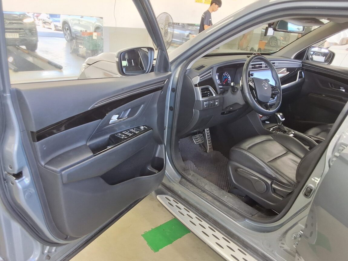 KG MOBILITY (SSANGYONG) ALL NEW KORANDO 1.5 GASOLINE 2WD C5 2021 - zdjęcie 10