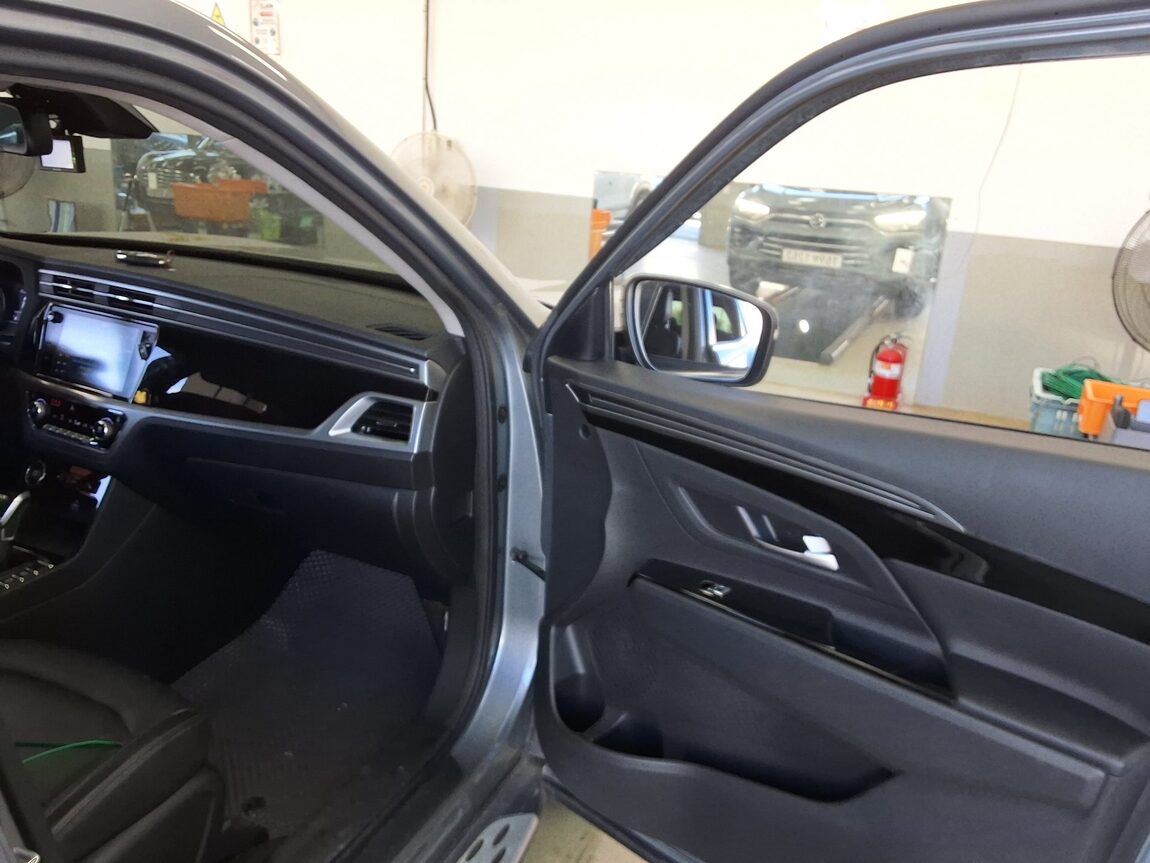 KG MOBILITY (SSANGYONG) ALL NEW KORANDO 1.5 GASOLINE 2WD C5 2021 - zdjęcie 14