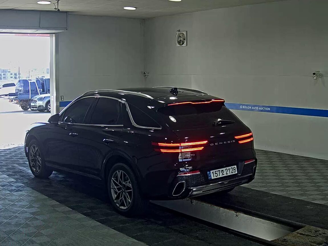 GENESIS GV70 2.5T 2WD BASE MODEL 2021 - zdjęcie 6