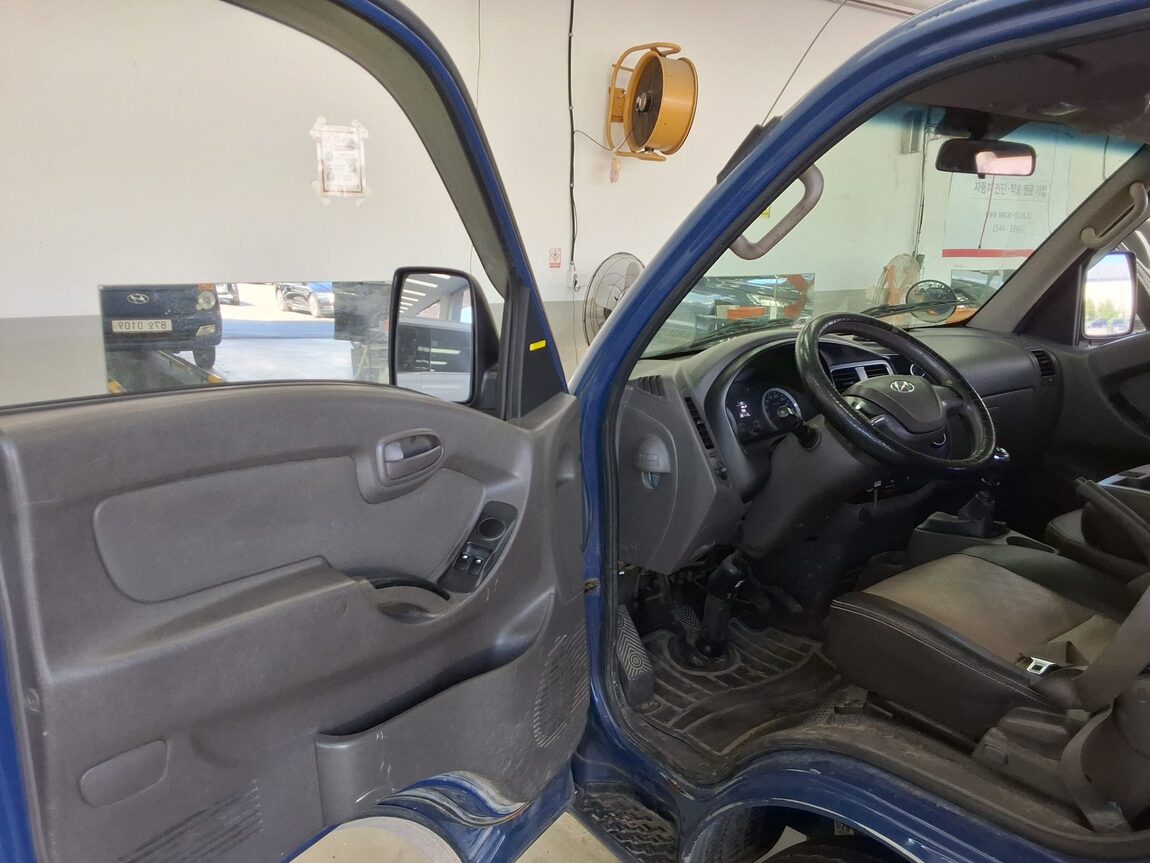 HYUNDAI PORTER II CRDi DOUBLE CAB EXTRA LONG WHEELBASE SMART 2017 - zdjęcie 10