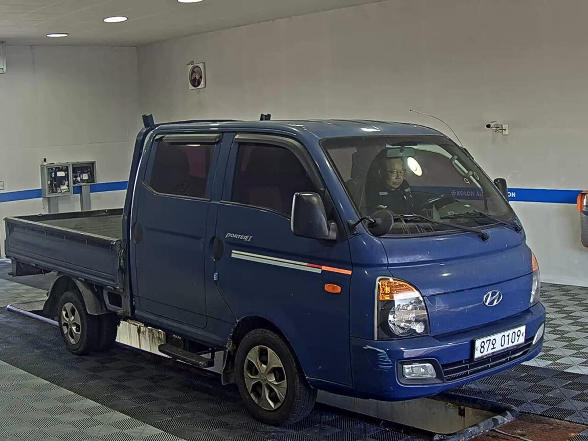 HYUNDAI PORTER II CRDi DOUBLE CAB EXTRA LONG WHEELBASE SMART 2017 - zdjęcie 3