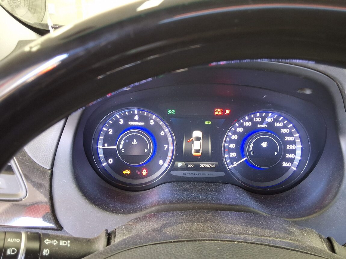 HYUNDAI GRANDEUR HG HG 300 ROYAL 2012 - zdjęcie 9