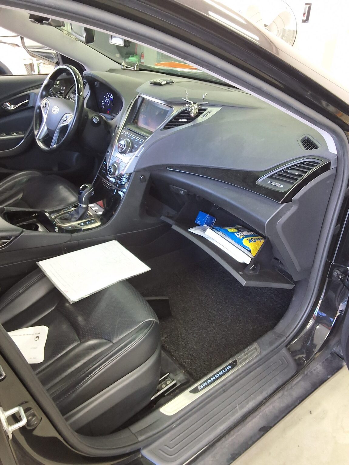 HYUNDAI GRANDEUR HG HG 300 ROYAL 2012 - zdjęcie 14
