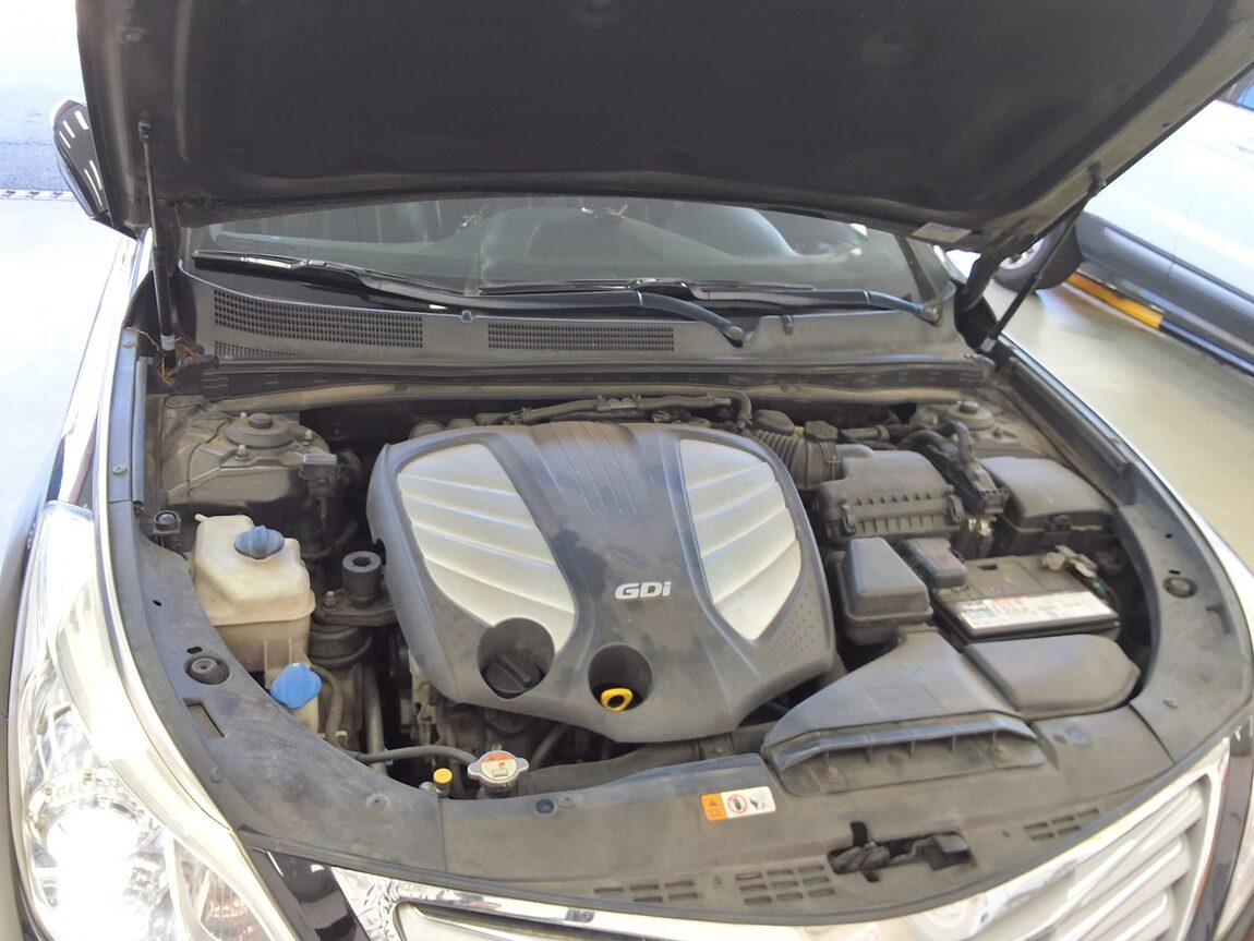 HYUNDAI GRANDEUR HG HG 300 ROYAL 2012 - zdjęcie 19