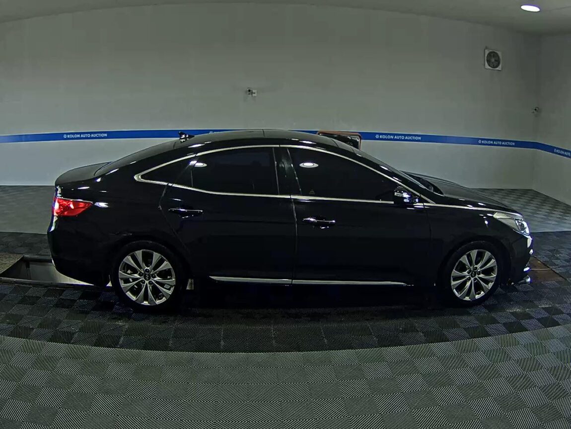 HYUNDAI GRANDEUR HG HG 300 ROYAL 2012 - zdjęcie 4