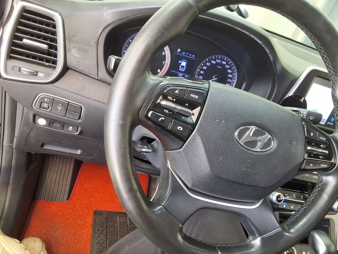 HYUNDAI GRANDEUR IG 3.0 LPi TAXI VIP PACK 2019 - zdjęcie 23