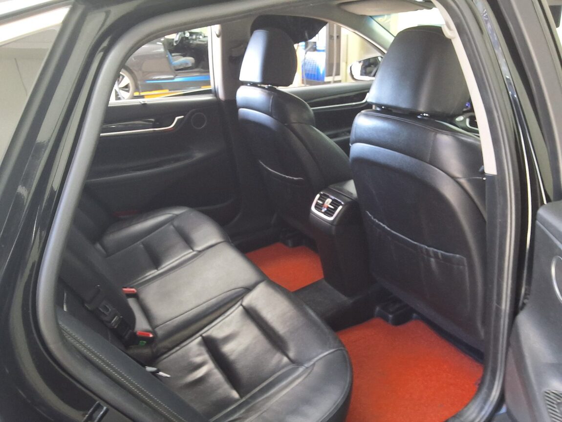 HYUNDAI GRANDEUR IG 3.0 LPi TAXI VIP PACK 2019 - zdjęcie 14